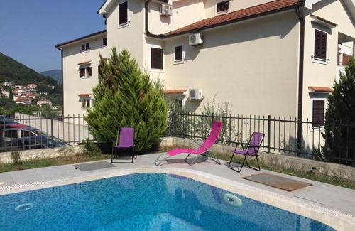 Baosici Apartamento | Stan N Baošići Апартаменты