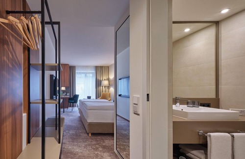 Schallmoos Casa | Standard double room, incl. Breakfast - Dorint City Hotel Salzburg, Hotel