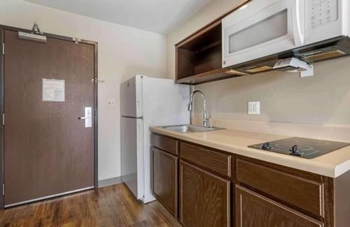 Orlando Apartamento | Standard Queen Room Near Bear Head Lake ORL