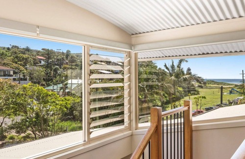 Stanwell Park Casa | Stanwell Beach Glass House – walk to beach