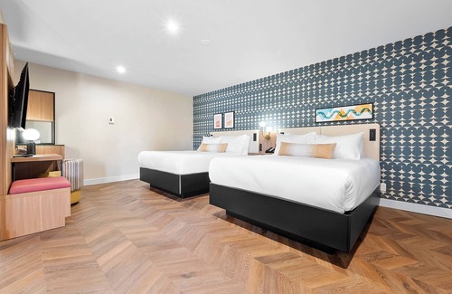 Cow Hollow Hotel | Star Motel