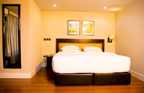 Ikeja Hotel | Starfire Hotel