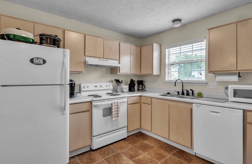 Starkville Apartamento | Starr Living by OneHometown Getaways