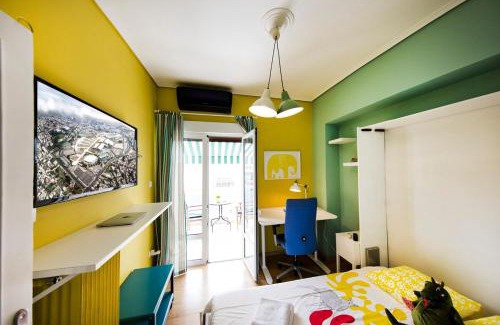 Ampelokipoi Apartamento | Startupper's Pad in real Athenian neighbourhood