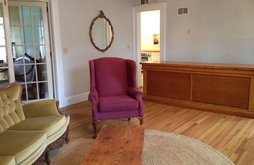 Franklin Casa | Casa señorial y acogedora de Catskills Village - CASA ENTERA