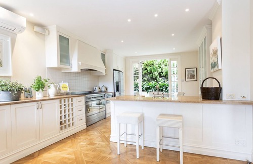 Sydney Villa | Stately Family Home - Neutral Bay Harbour Views