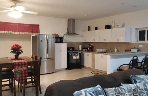 Koyari Casa | Stay 5 minutes away from the beach