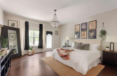 Edgewood Casa | Stay A'Wylie