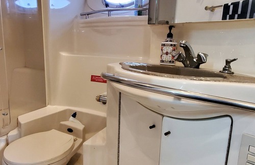 Central Alquiler De Eote | Stay at 2 Bedrooms G Boat Vancouver Downtown Near BC Place with Bay View