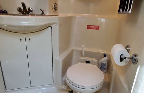 Central Alquiler De Eote | Stay at 2 Bedrooms G Boat Vancouver Downtown Near BC Place with Bay View