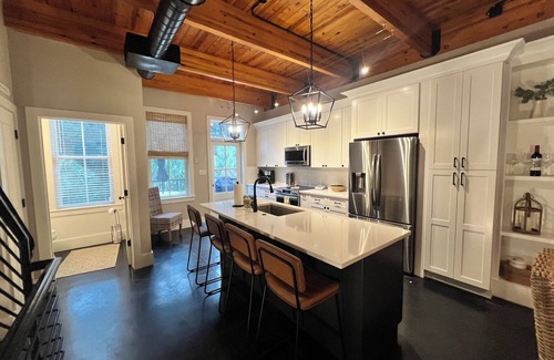 Beaufort Casa | Stay Awhile in Habersham