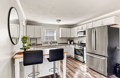 Mooresville Casa | Stay Downton Mooresville