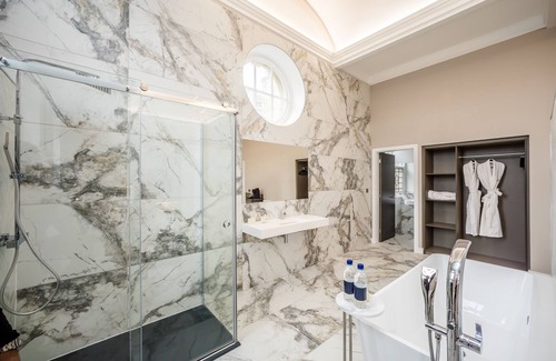 Huddersfield Hotel | Stay Hotel