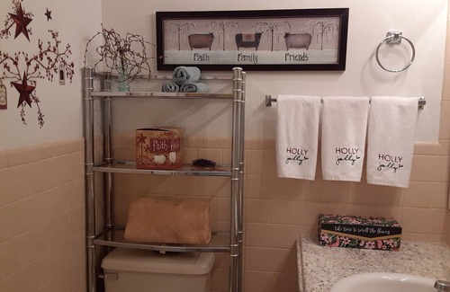 Somerset Casa | Stay in this Cozy Nest while you boat, fish, shop, or just enjoy Lake Cumberland