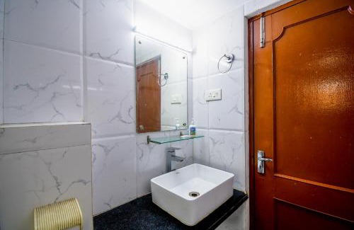 Sector II Casa | Stay Kiya Ullash Residency