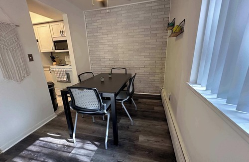 Allen Apartamento | Manopla | Ann Arbor | 1BR Corporate Apt
