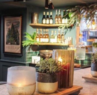 Tarporley Hotel | STAY on the High Street