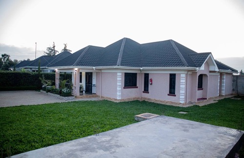 Eldoret Villa | Stay.Plus Blueberry Villas Eldoret