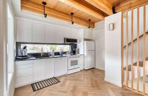 Alberta Arts District Casa | Stay Portland - Alberta Arts District Hideaway - Stylish Townhome