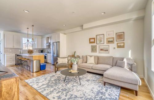 North Tabor Casa | Stay Portland - The North Tabor Retreat - Families & Remote Work