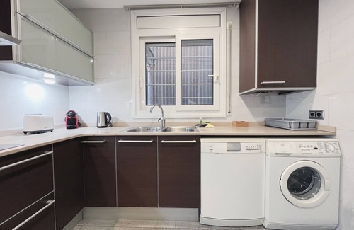Vallcarca i els Penitents Apartamento | Family Apartment near to Park Guell