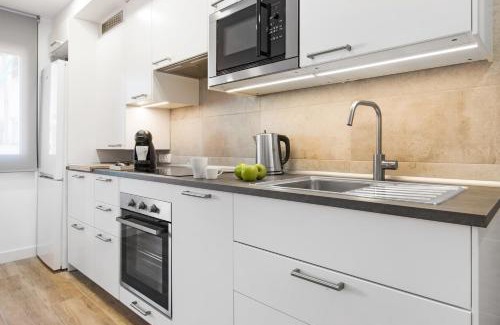 Porta Apartamento | Stay U-nique Apartments Fabra i Puig