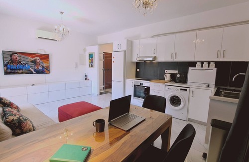 Limassol Apartamento | 98 LIM - STAY W Apartment