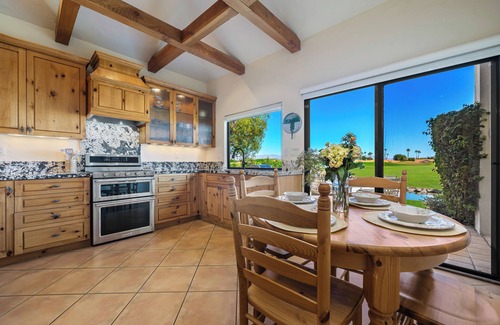 La Quinta Condominio | Designer Home en el campo de golf PGA West Stadium - 5 estrellas - ¡A pasos de la piscina!