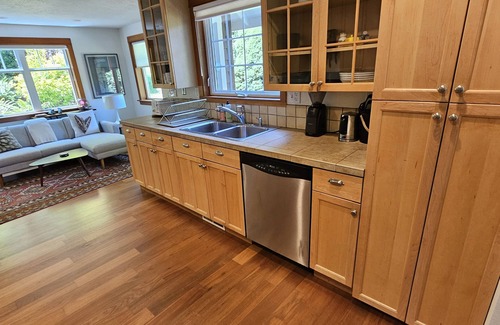 Northwest Portland Casa | Stay Wildwood - A magical house with a dedicated workspace and library.