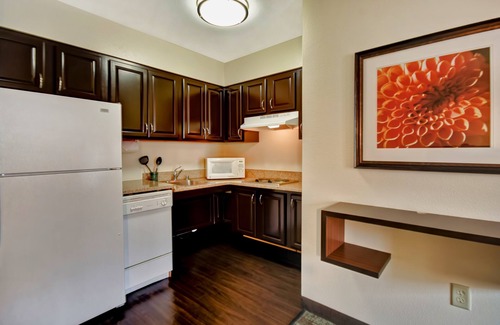 Middleton Hotel | Staybridge Suites Middleton Madison-West by IHG