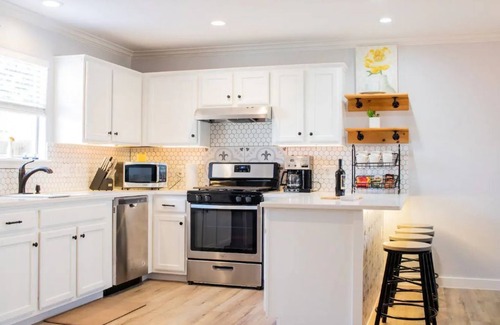 West Congress Casa | Staycation House | Modern and Spacious