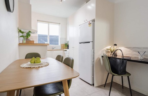 Brunswick Apartamento | StayCentral en Brunswick y Parkville 2Br cerca de cafeterías, restaurantes, tiendas, bares, tranvías