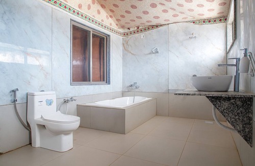 Bhuj Hotel | Stayguru Road to Heaven Resort