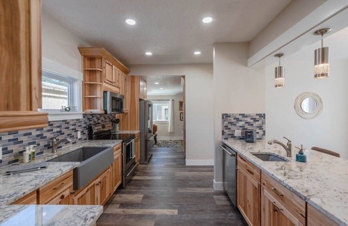 North Bend Casa | #StayInMyDistrict Audra's Place in North Bend