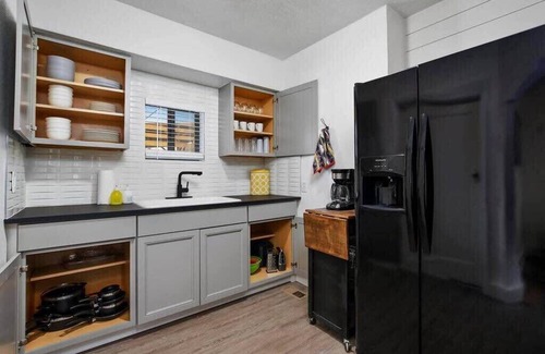 Twin Falls Casa | #StayinMyDistrict Twin Falls Spanish-Boho Getaway