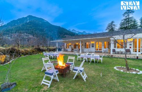 Manali Villa | StayVista at Ekaa House with BBQ, Bonfire, WiFi, Lawn & Pet Friendly