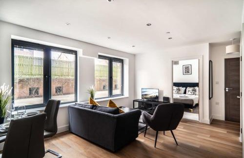 Old Trafford Apartamento | StayZeni, Alexandra Rise Manchester Roomy 1 Bed