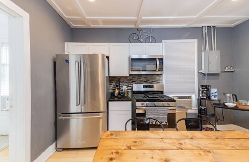 Detroit Condominio | Steam Punk Loft Heaven!