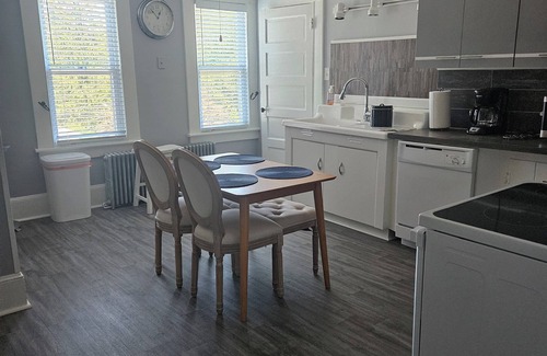 Watertown Apartamento | Steele Brook Manor Tranquil get away nestled in Litchfield County.