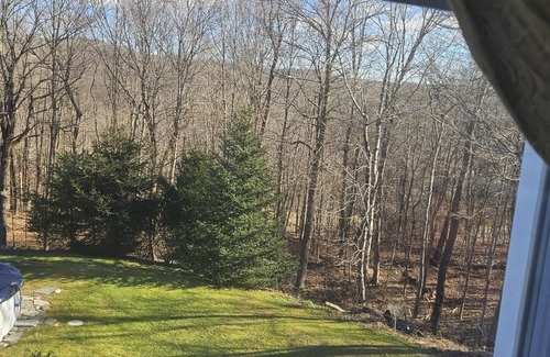 Watertown Apartamento | Steele Brook Manor Tranquil get away nestled in Litchfield County.