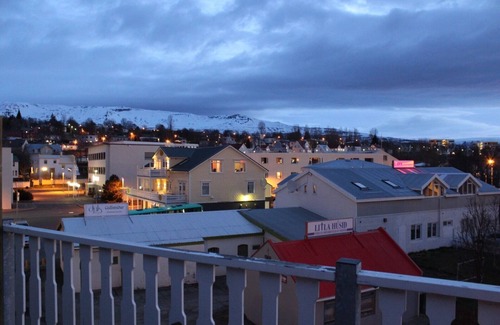 City Center Apartamento | Steinaskjól Apartments - Strandgata