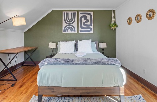 Norwich Casa | Stellar 4br/2ba - Views, Location & Comfort