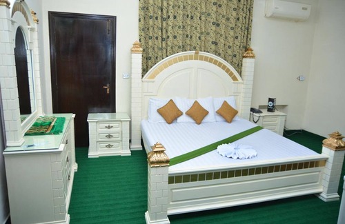 Lahore Casa | Step Inn Guest House