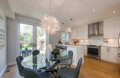 Birch Cliff Casa | Steps from the Beach - 3 Bedroom Home with Garage and Yard