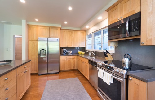Lanikai Casa | Mokulua Aina ~ 3 bd ~ Retiro hawaiano de Lanikai con piscina ~ Pasos a la playa de arena blanca