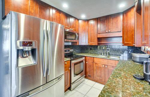 Ormond-by-the-Sea Casa | Steps to Sand! Ormond Beach Escape with Patio and BBQ