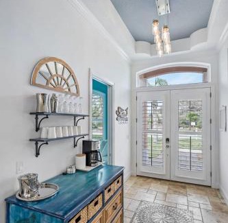 Vilano Beach Casa | Steps to Sand Sparkling Pool 5 Bdrm Near DT