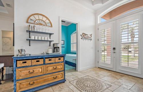 Vilano Beach Casa | Steps to Sand Sparkling Pool 5 Bdrm Near DT