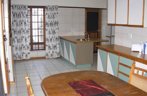 Krugersdorp Casa | Sterkfontein Heritage Lodge