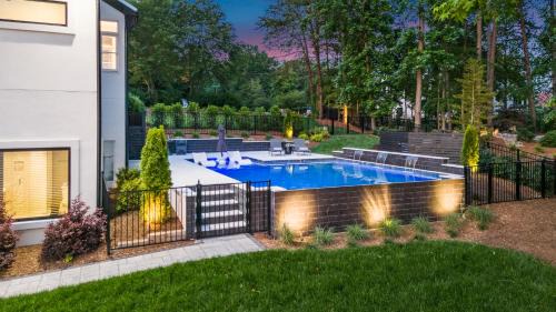 Mayhew Casa | Sterling with optional boat rental